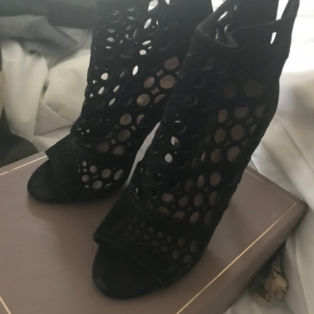 Bcbg sandals